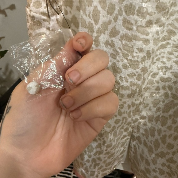 Vince Camuto Tan and Cream Sleeveless Tank Top sequins size small - Picture 8 of 10